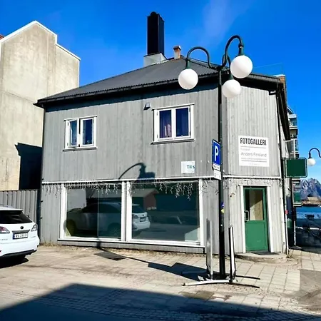 Romslig Leilighet Sentralt I Svolvaer Sentrum Exterior photo